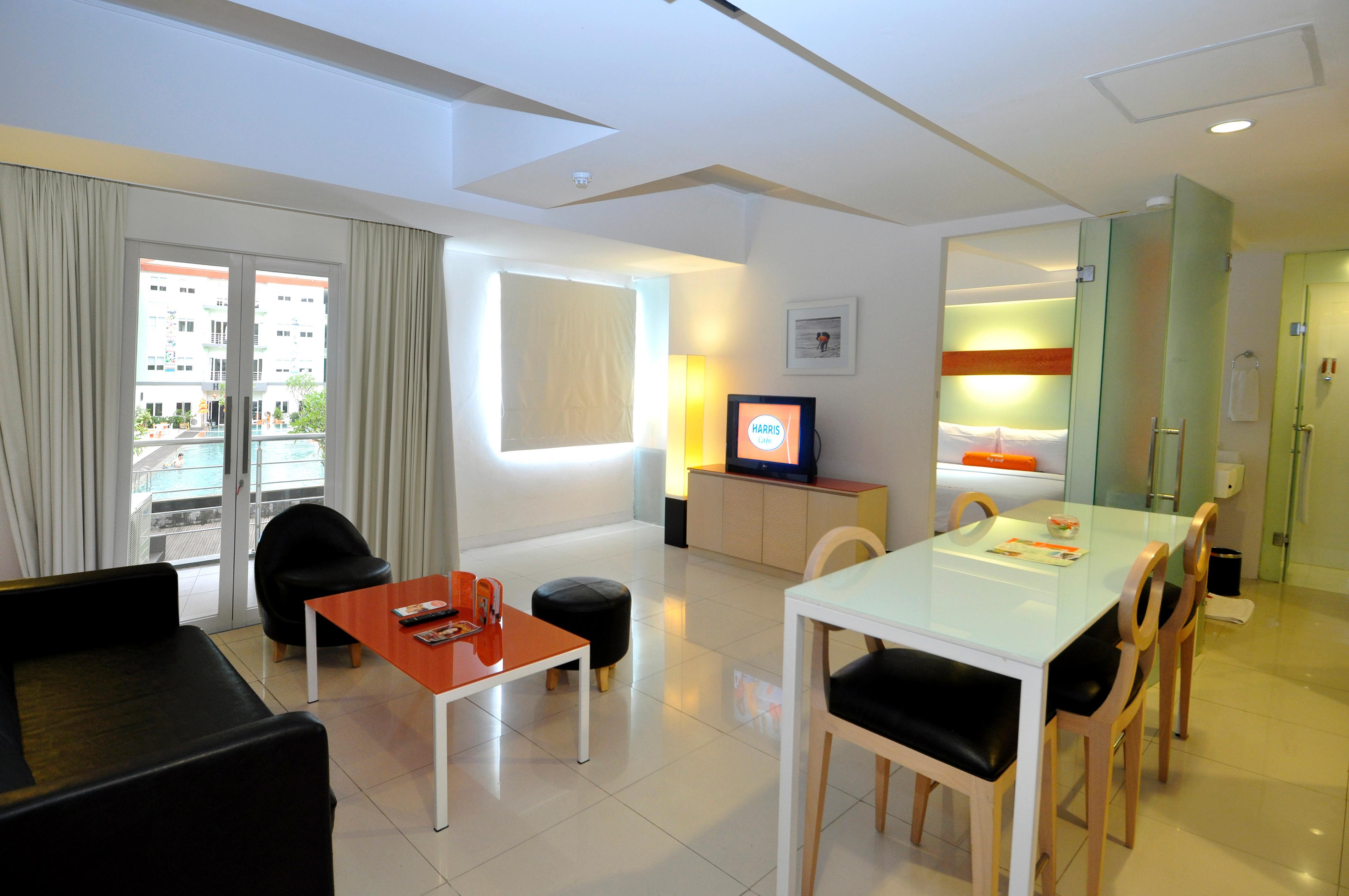 Harris Hotel & Residences Riverview Kuta, Bali 꾸따 외부 사진