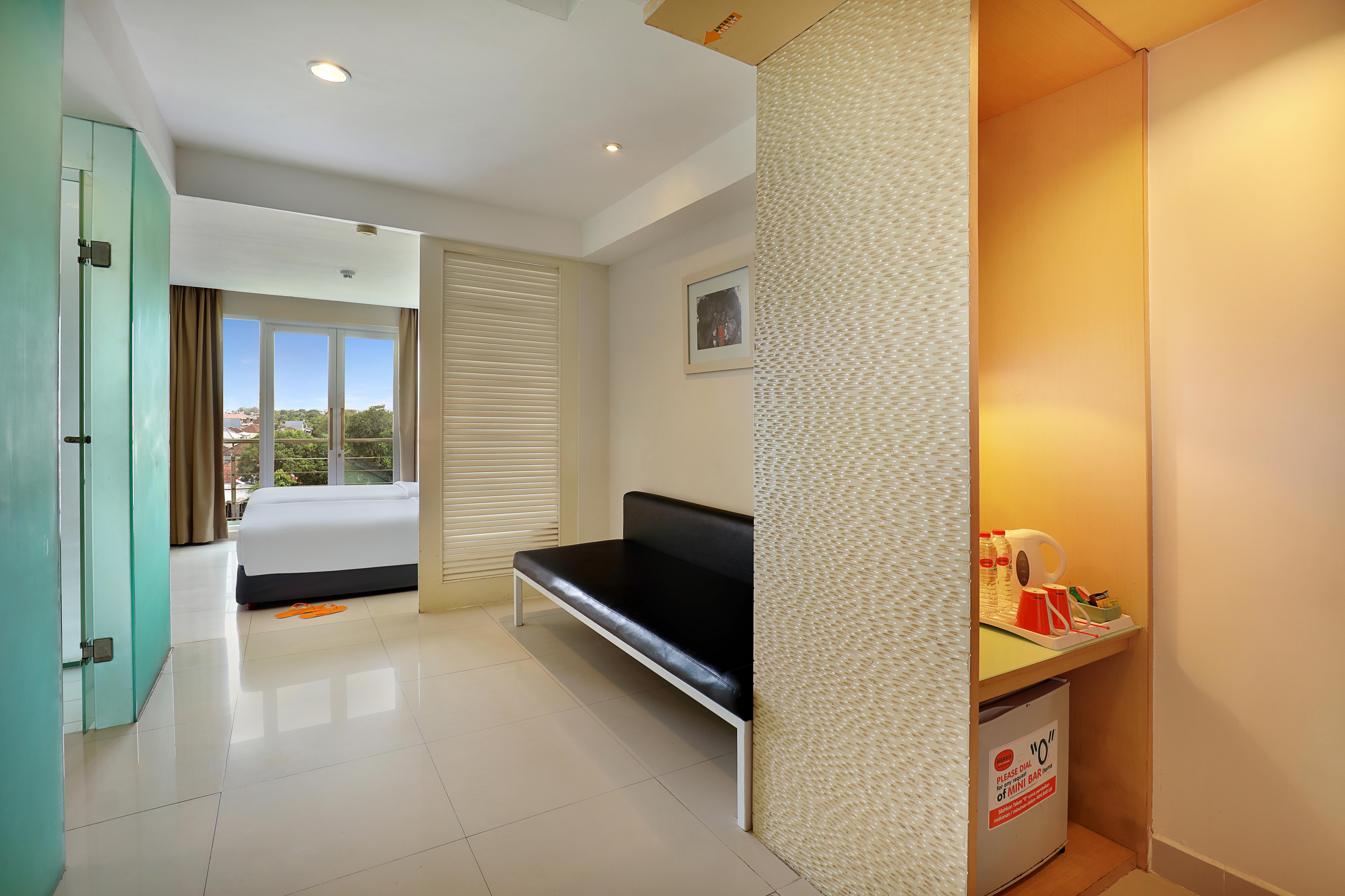 Harris Hotel & Residences Riverview Kuta, Bali 꾸따 외부 사진