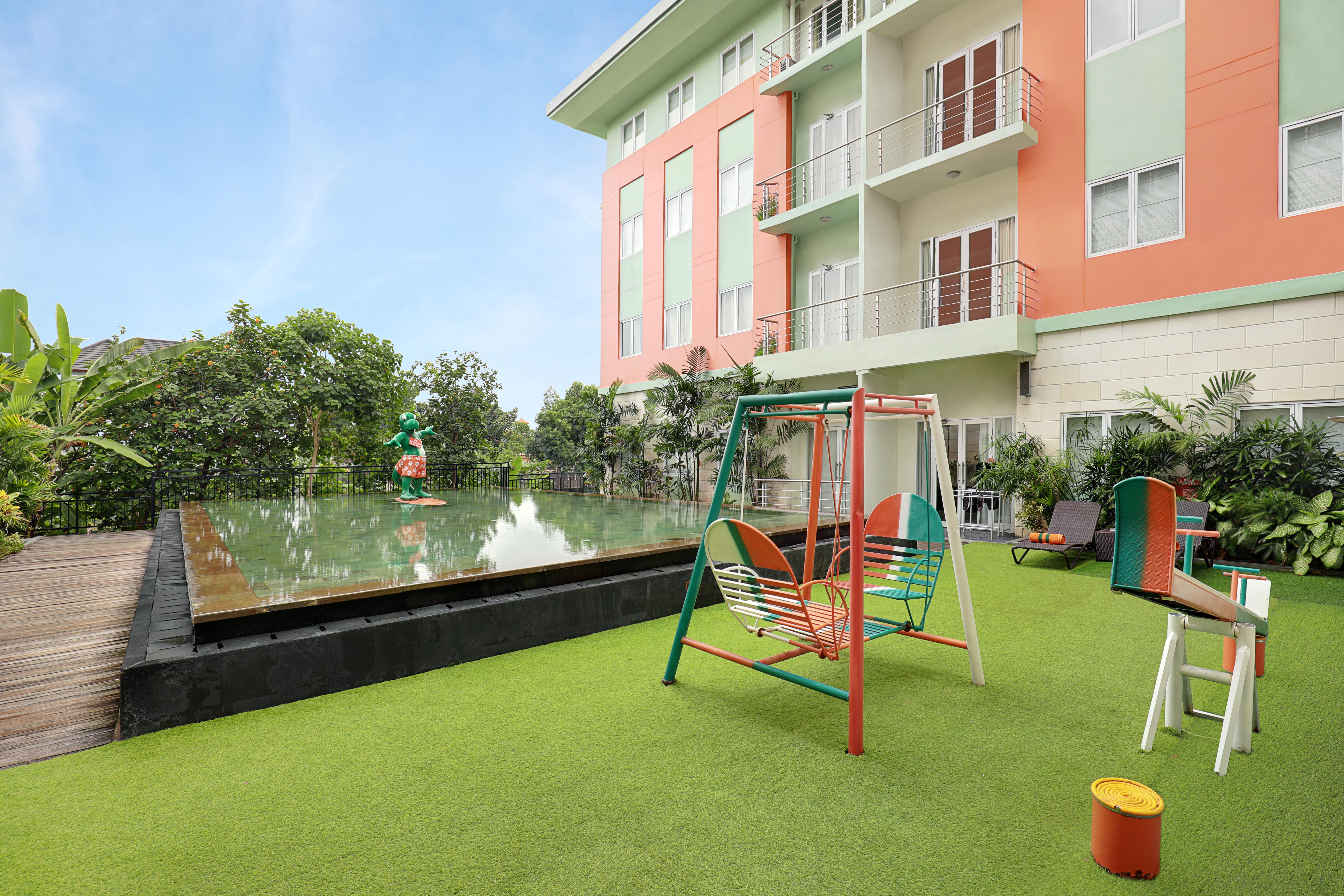 Harris Hotel & Residences Riverview Kuta, Bali 꾸따 외부 사진