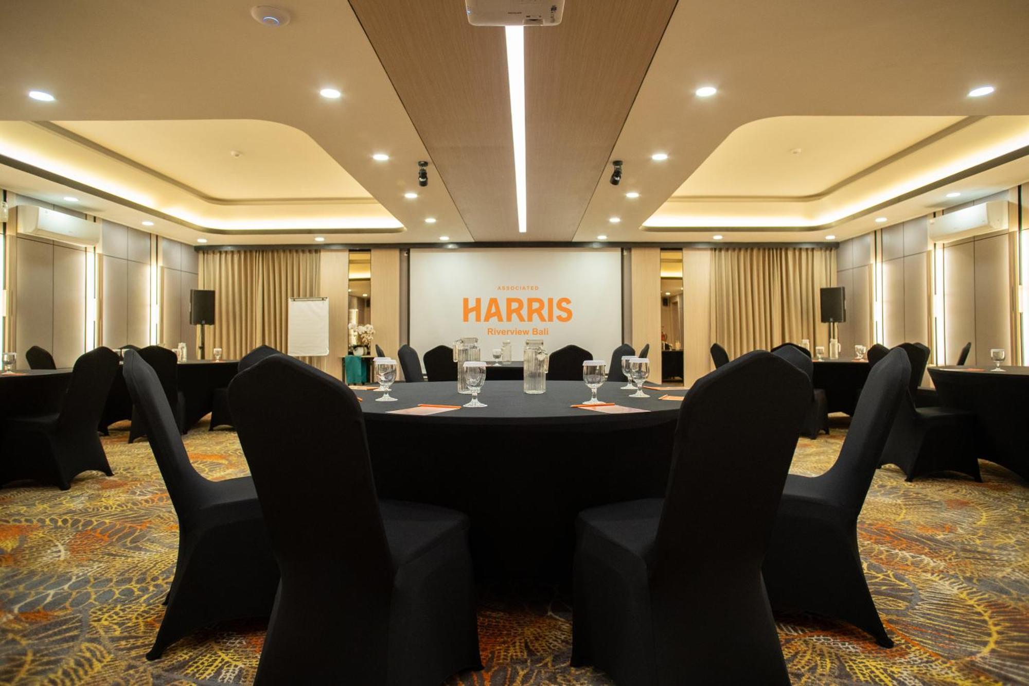 Harris Hotel & Residences Riverview Kuta, Bali 꾸따 외부 사진