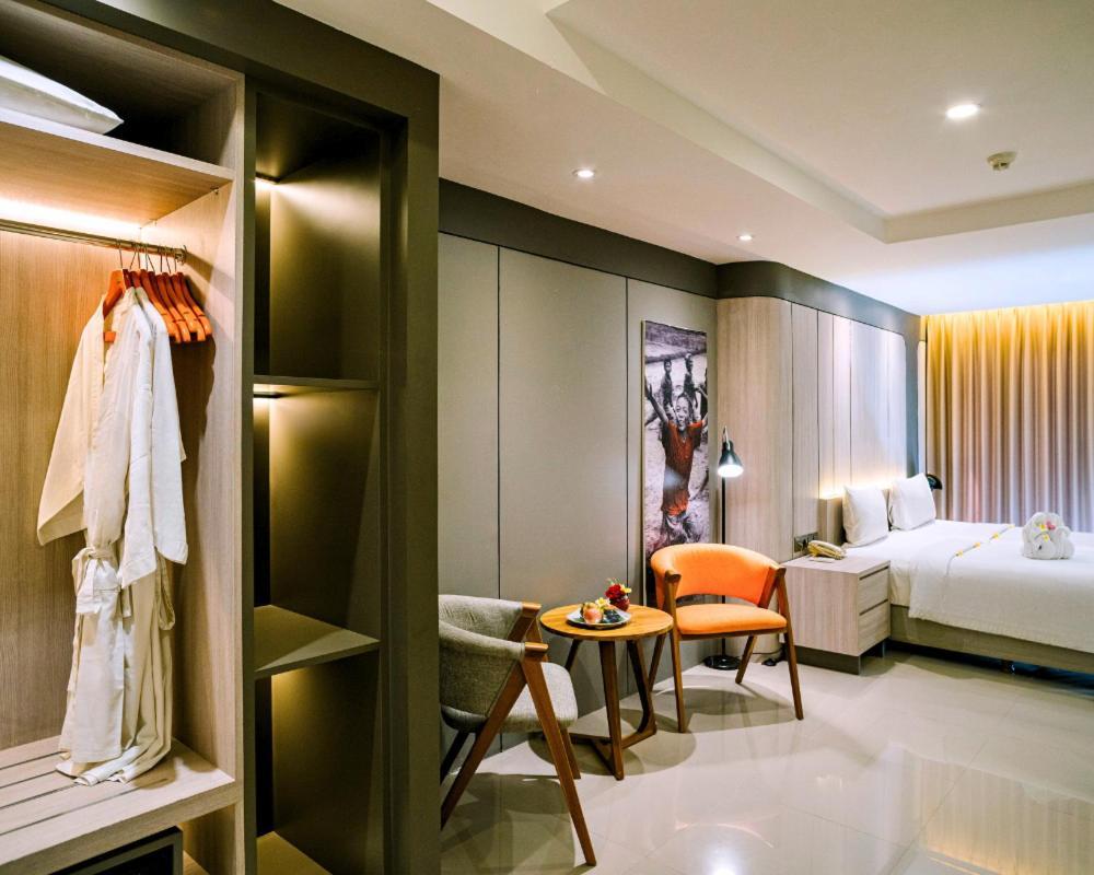 Harris Hotel & Residences Riverview Kuta, Bali 꾸따 외부 사진